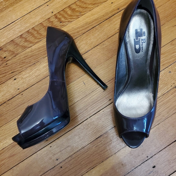 New! Brown platform heels - Picture 3 of 6